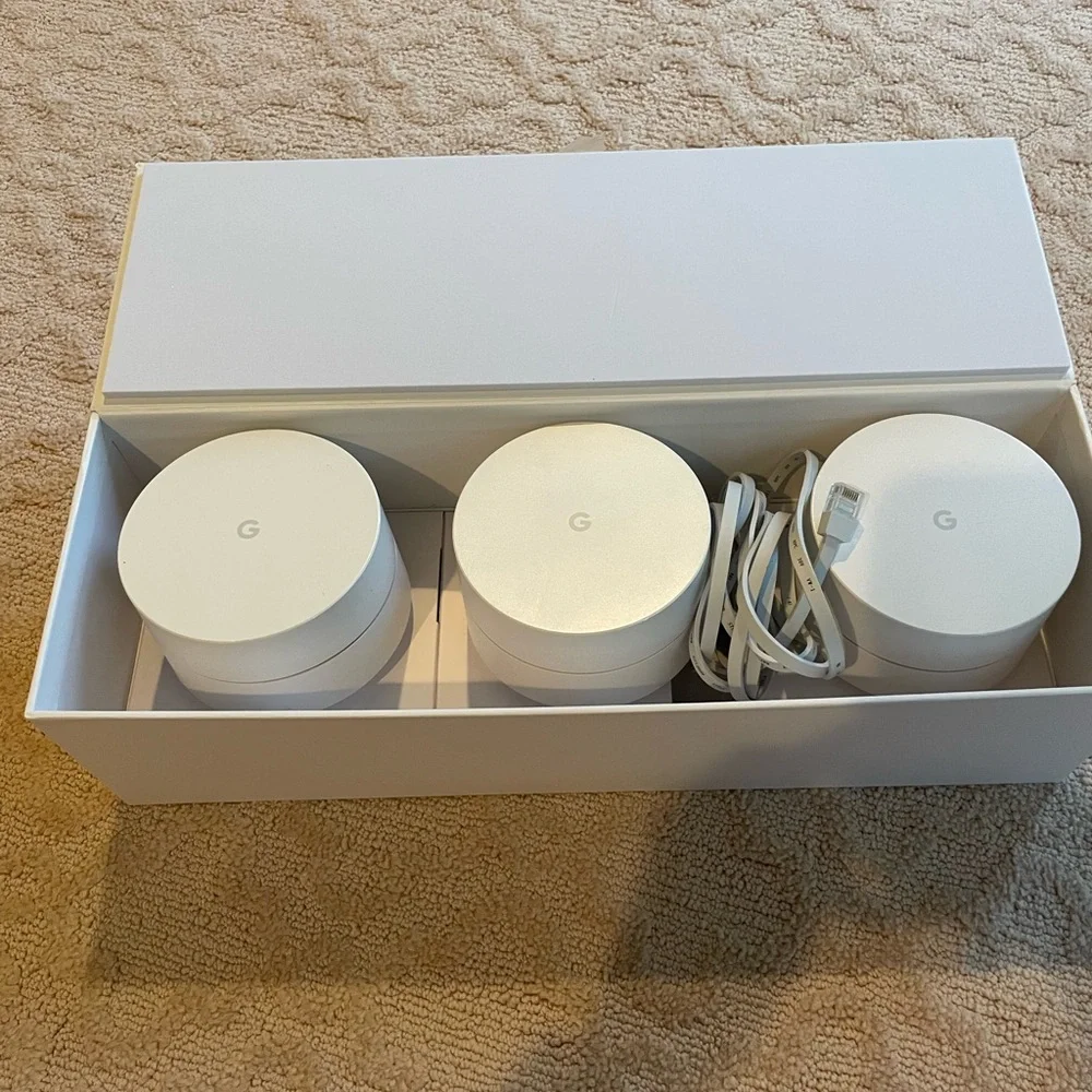Google Whole Home WiFi System 3 WiFi Points